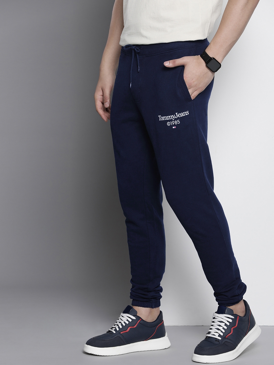 Buy Tommy Hilfiger Men Slim Fit Pure Cotton Brand Logo Printed Joggers Track Pants for Men 26613504 Myntra
