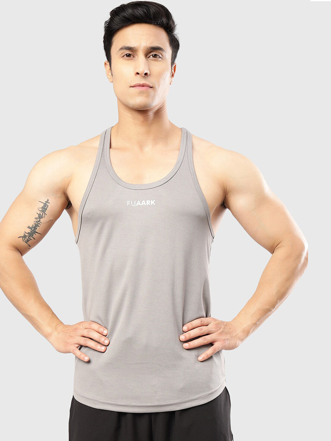 FUAARK Scoop Neck Sleeveless Gym Innerwear Vests FMV-LG-S