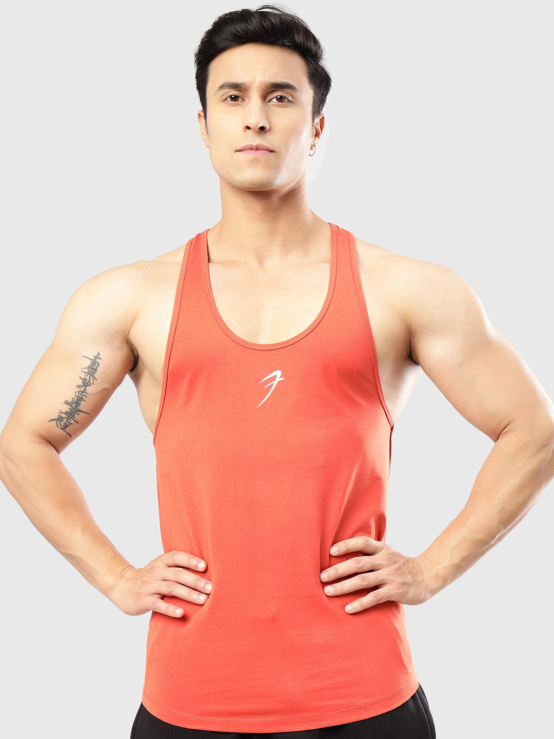 FUAARK Scoop Neck Sleeveless Gym Innerwear Vests Legacy Stringer Rust S