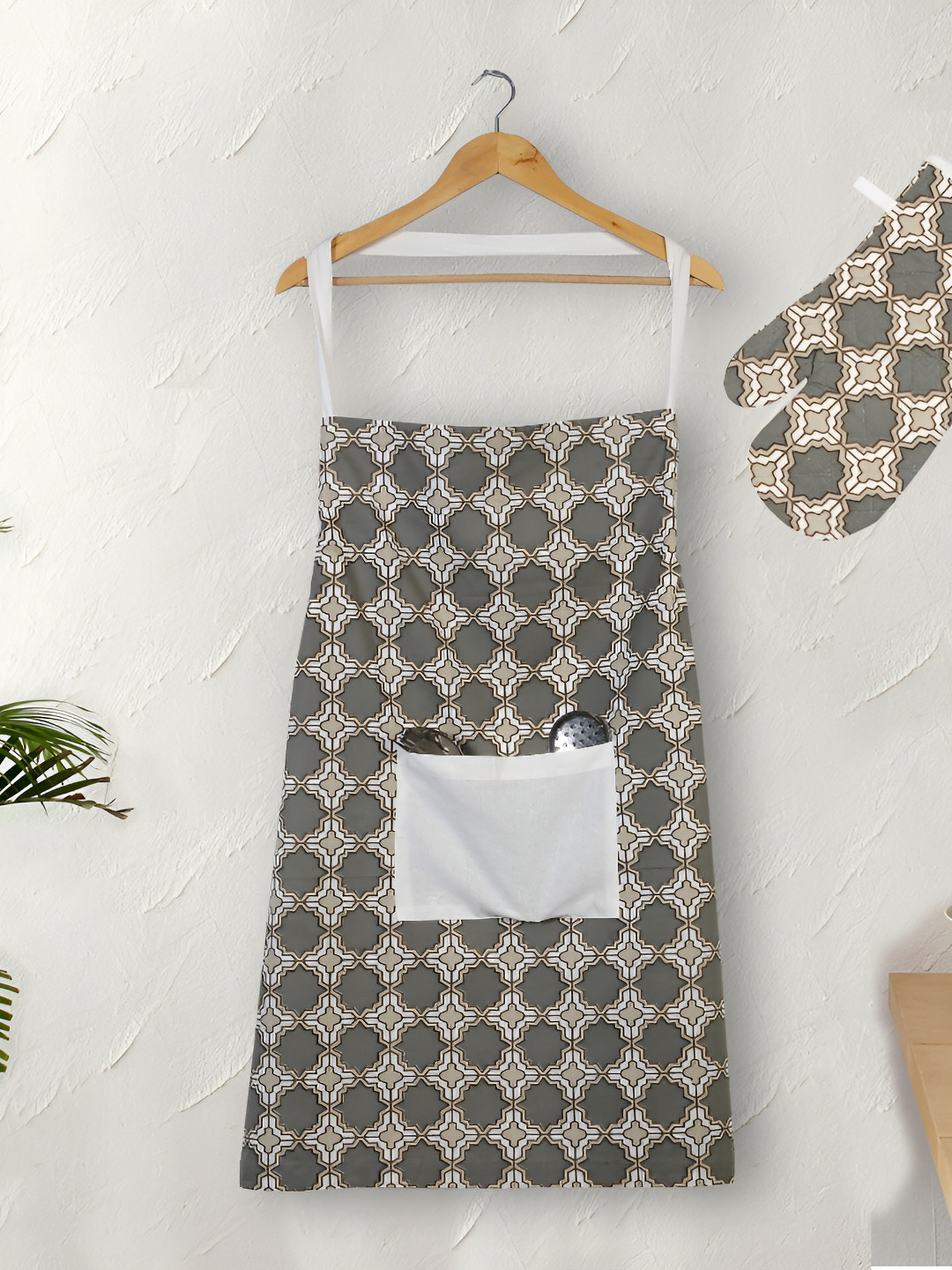 Texstylers Grey & Cream 2 Pcs Printed Cotton Apron With Gloves Kitchen Linen Set