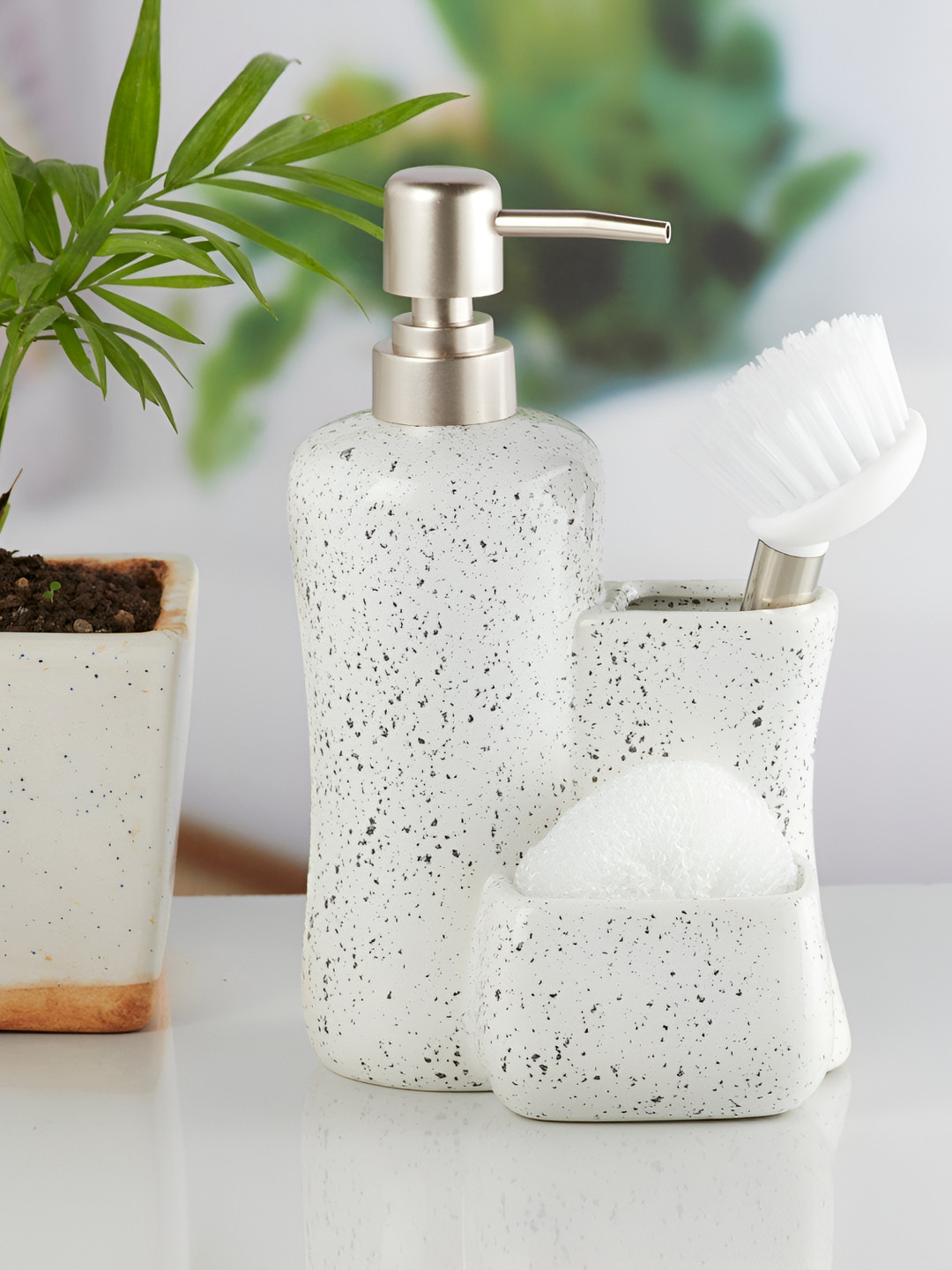 Kookee White Abstract Ceramic Soap Dispenser