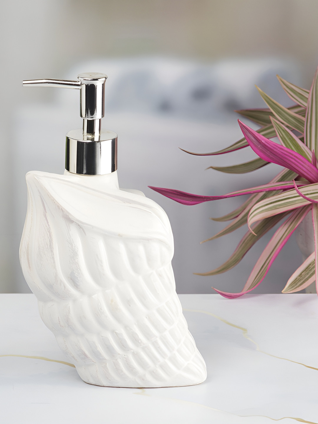 Kookee White Abstract Ceramic Soap Dispenser