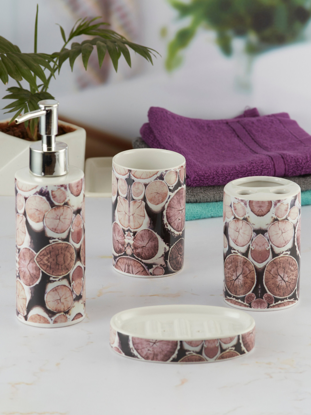 Kookee Mauve 4 Pieces Abstract Pieces Ceramic Bath Accessories Set