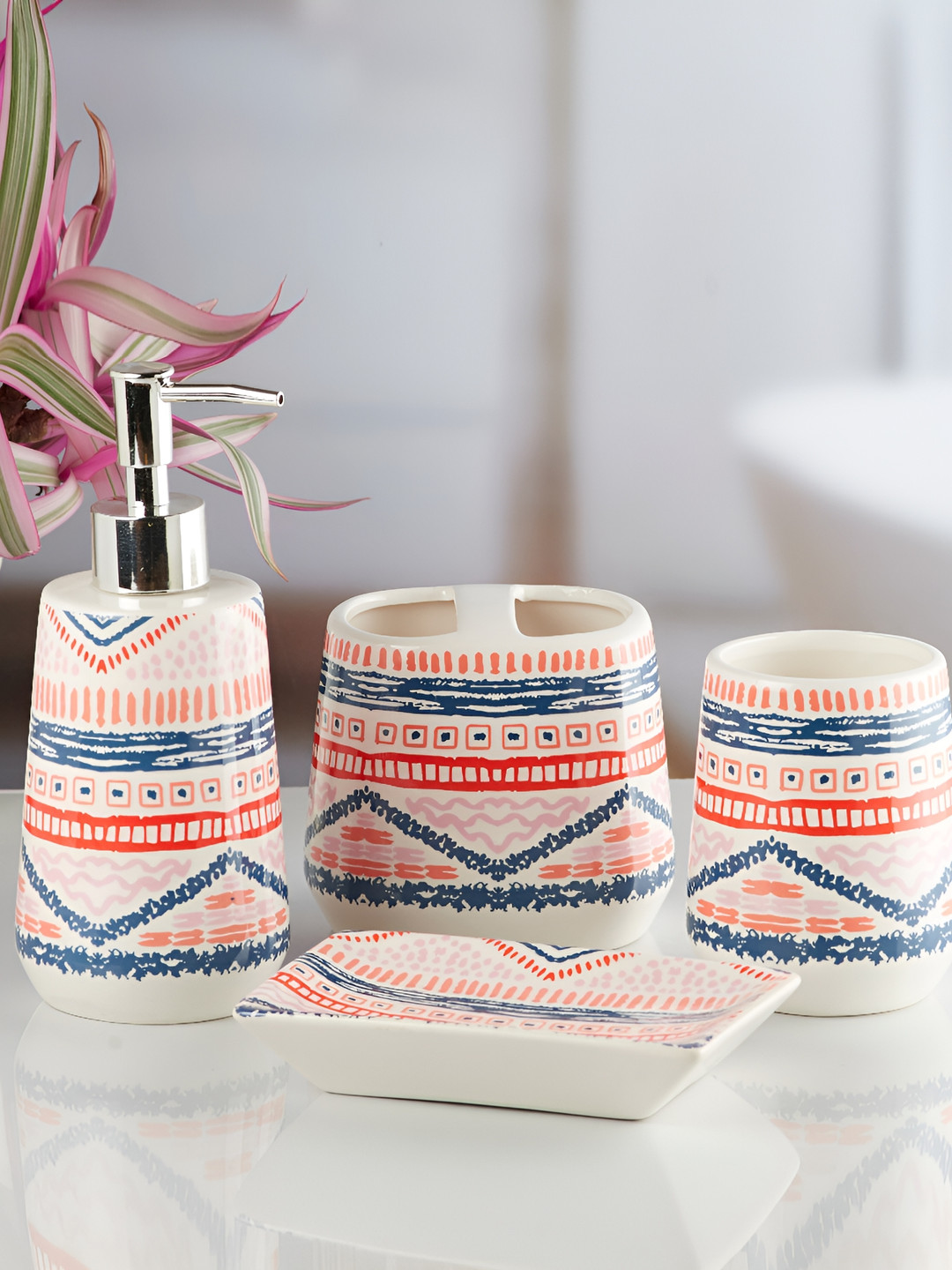 Kookee White & Red 4 Pieces Abstract Printed Ceramic Bath Accessories Set