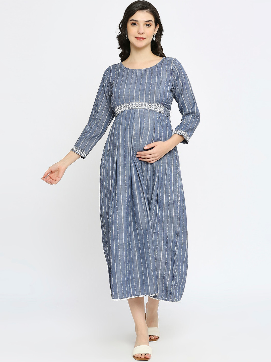 DUMMY SHAPE Self Design A-Line Midi Maternity Dress