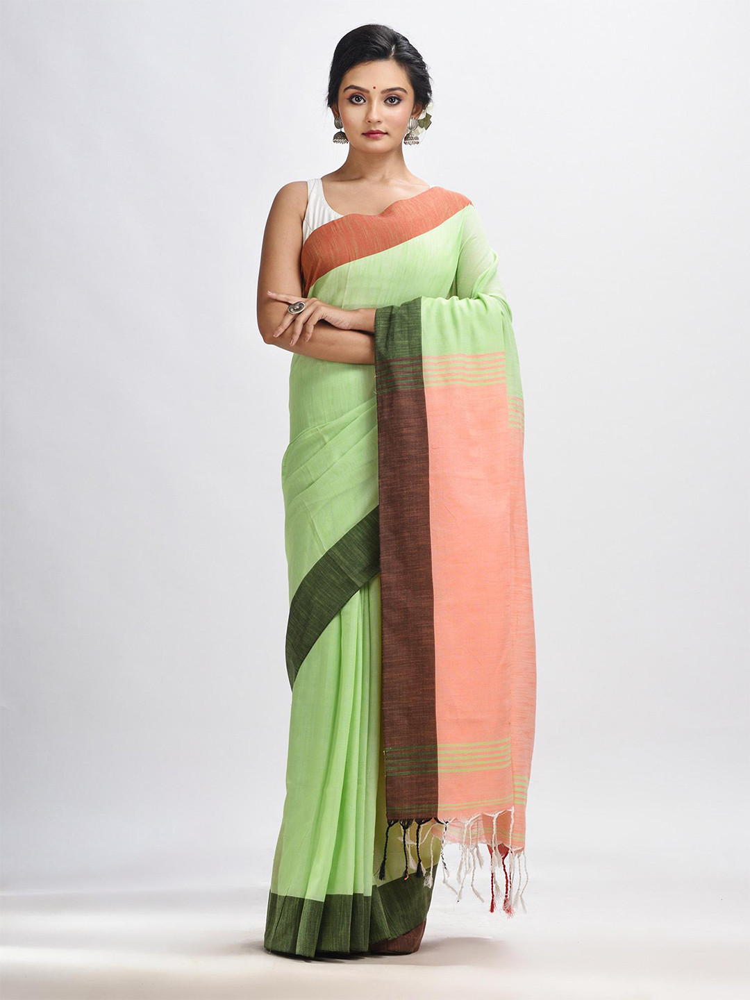 Angoshobha Woven Design Saree
