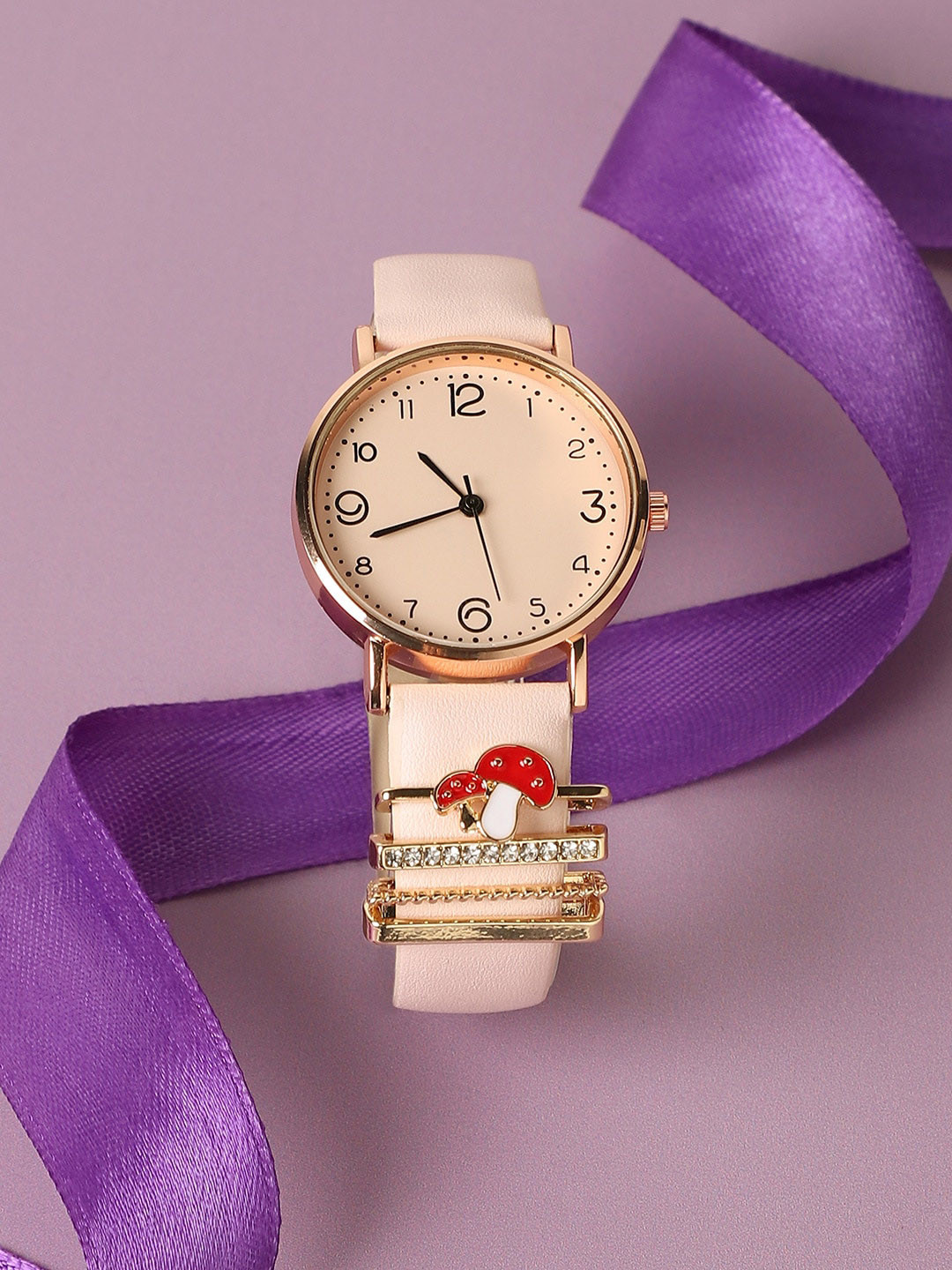 HAUTE SAUCE   Round Analogue Watch With Mushroom Watch Charm AW23_HSCW5096
