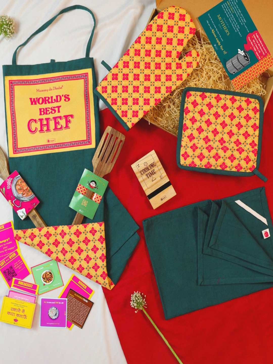 Indigifts Mothers Green & Orange Printed Cotton Apron Set