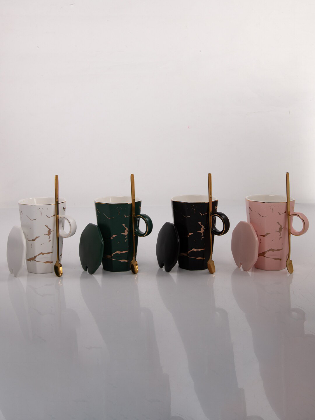 JustBrew Animal Alphabets Pink Abstract Ceramic Microwave Safe 4 Piece Mug with Lid and 4 Spoon-400ml