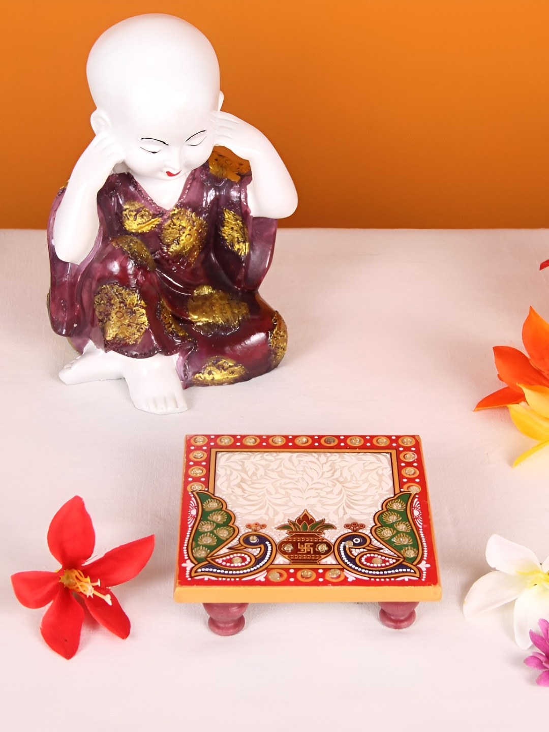 HANDICRAFTS PARADISE White & Green 4 Pieces Peacock Designed Square Pooja Chowkies