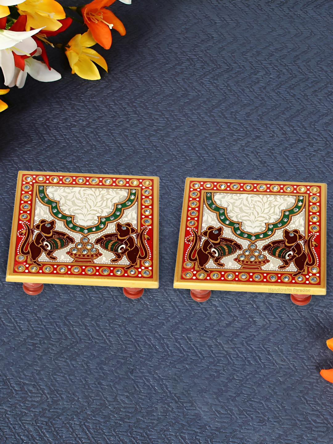 HANDICRAFTS PARADISE White & Red 2 Pieces Mouse Painted Marble Square Pooja Chowki
