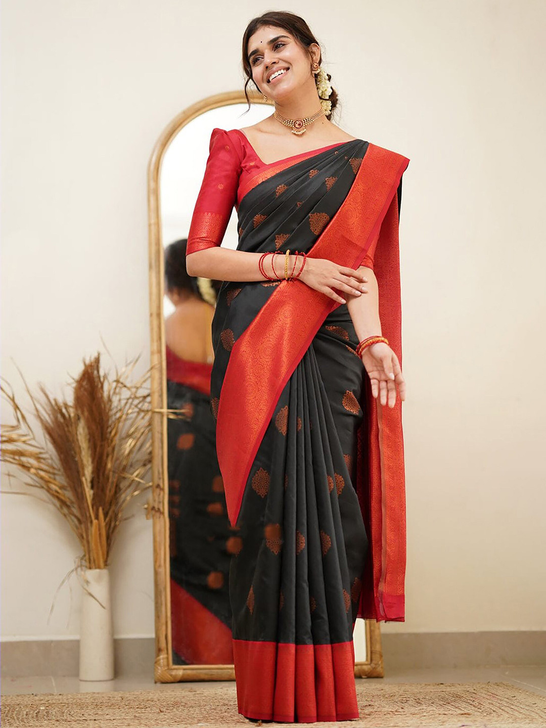 BerMondsey Ethnic Motifs Woven Design Zari Banarasi Saree