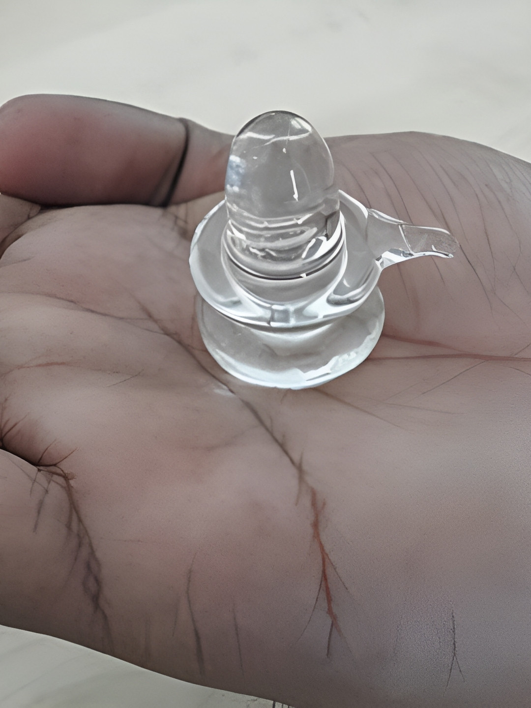 Navyaksh Shivalingam Transparent Crystal Natural Prayer Room Small Showpiece - 3.1 Inches