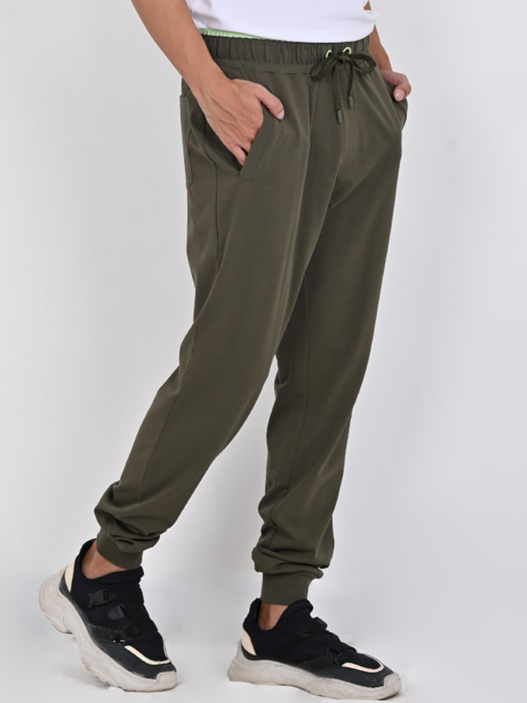 Muvazo Men Regular Fit All Day Comfy Joggers
