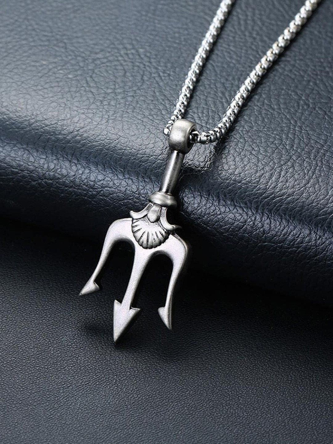 Fashion Frill Silver-Plated Stainless Steel Trident Pendant With Chain