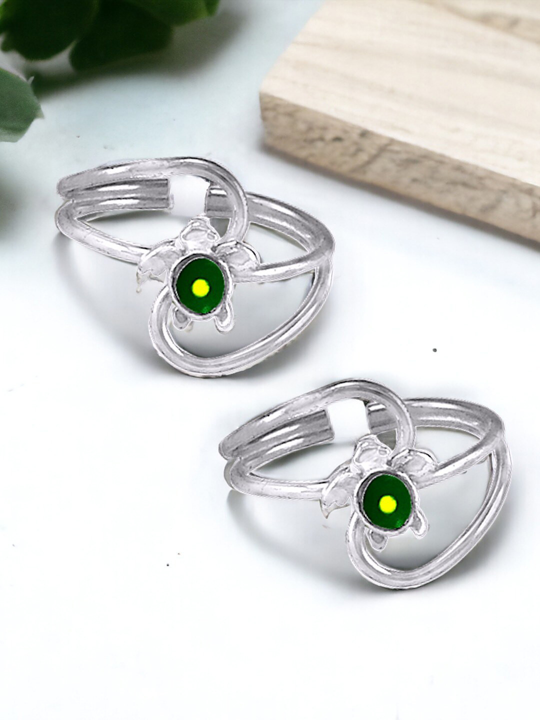 Taraash Set Of 2 92.5 Sterling Silver Turtle-Shaped Chandi KI Bichhiya Toe Rings
