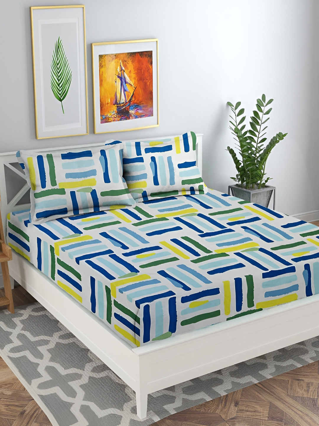 RRC White Geometric Microfiber 144 TC Queen Bedsheet with 2 Pillow Covers-87 x 98 inches