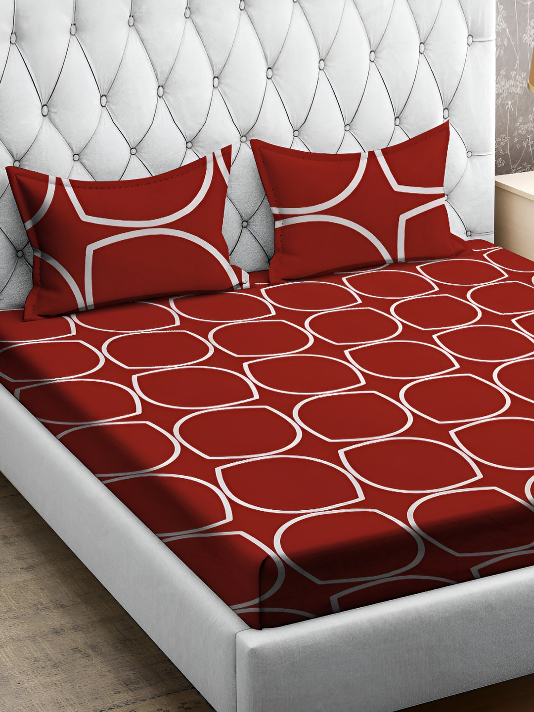 RRC Rrc Pure Cotton Signature Collection Maroon Geometric Microfiber 144 TC Queen Fine Bedsheet with 2 Pillow Covers-90 x 100 inches