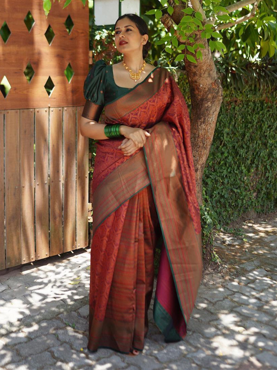 bansari textiles Ethnic Motifs Woven Design Zari Banarasi Saree