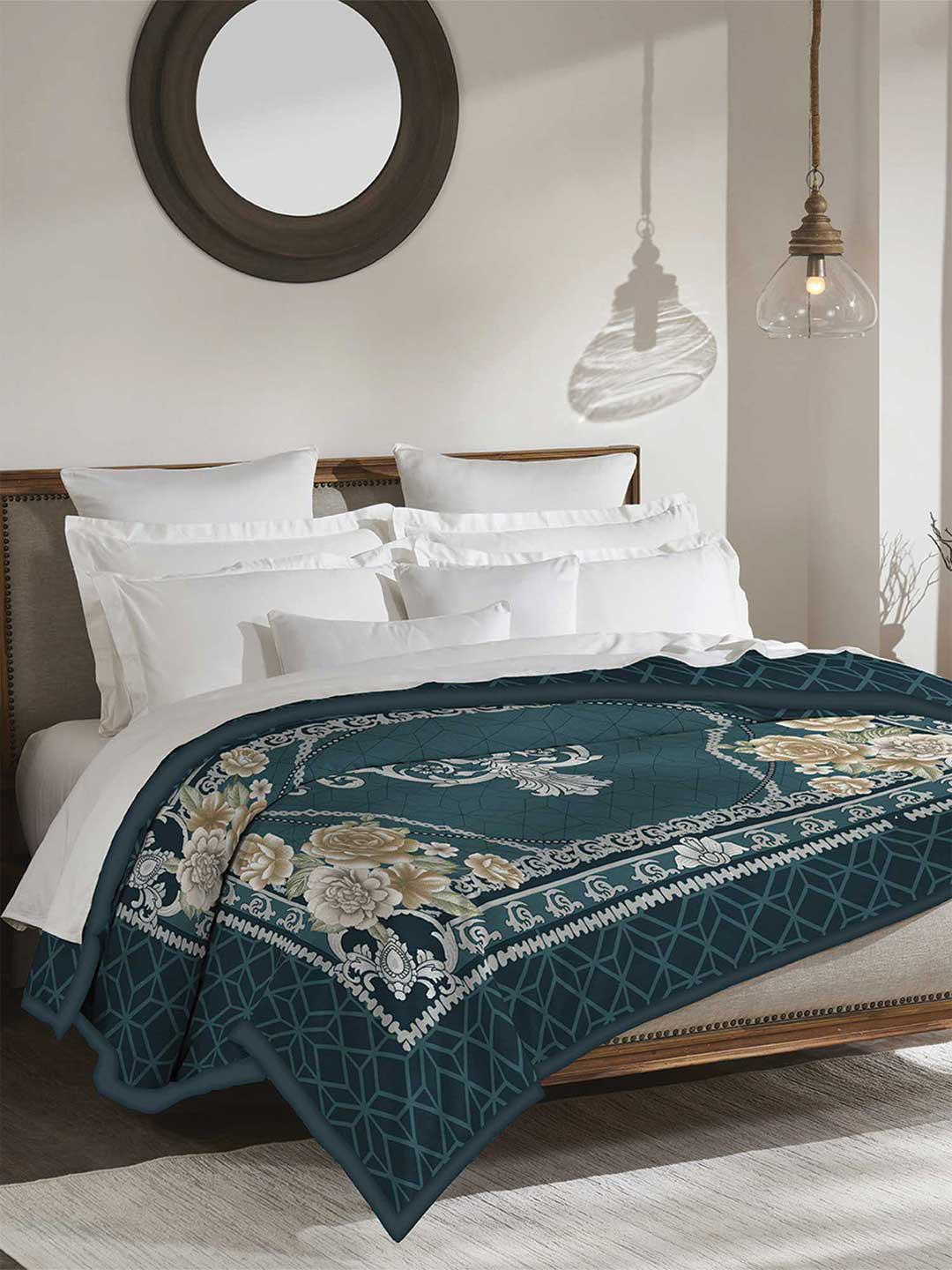 MYTRIDENT Classic cozy Blue & White Floral Microfiber 600 GSM Double Bed Blanket