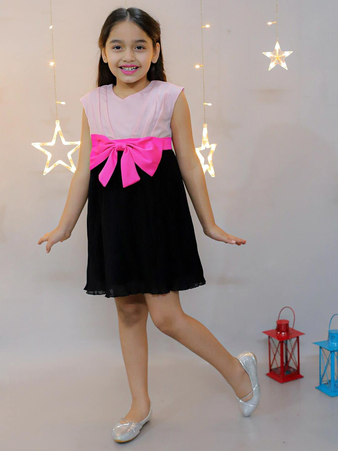 KidsDew Girls Round Neck Bow Detail A-Line Dress