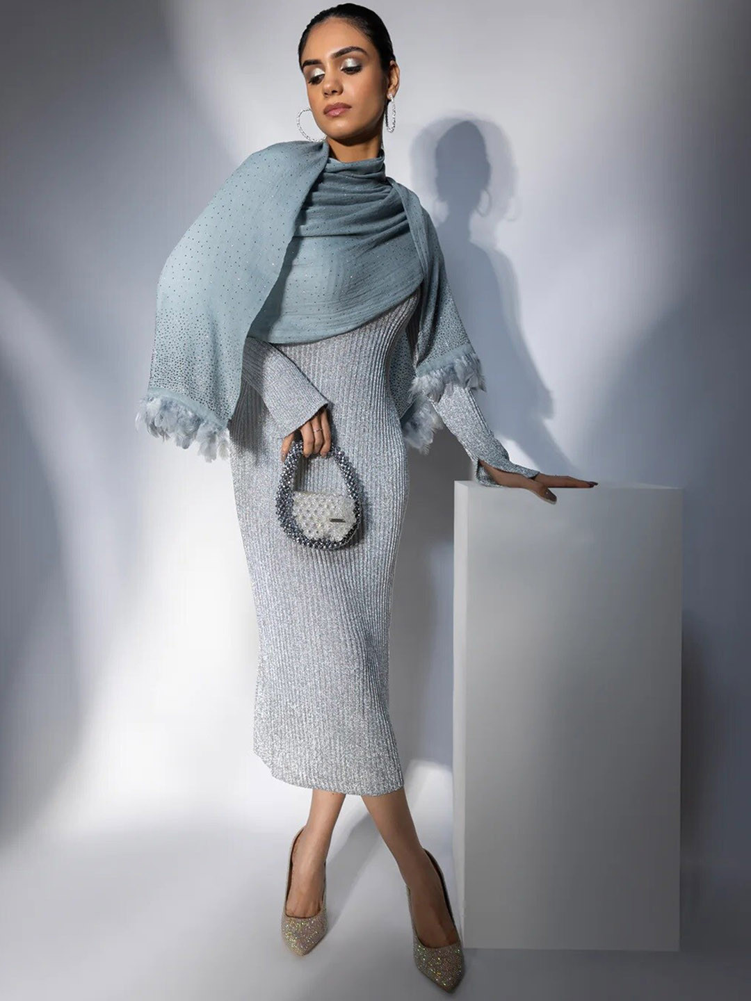 MODARTA Women Embellished Fringed Shawl
