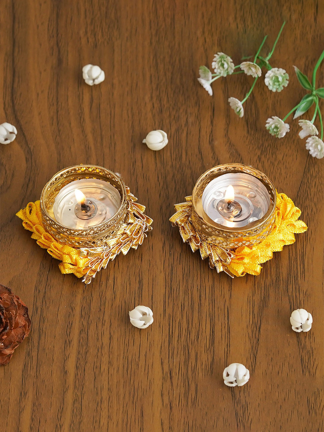 eCraftIndia Yellow & Gold-Toned 2 Pieces Textured Round Metal Tea Light Candle Holders