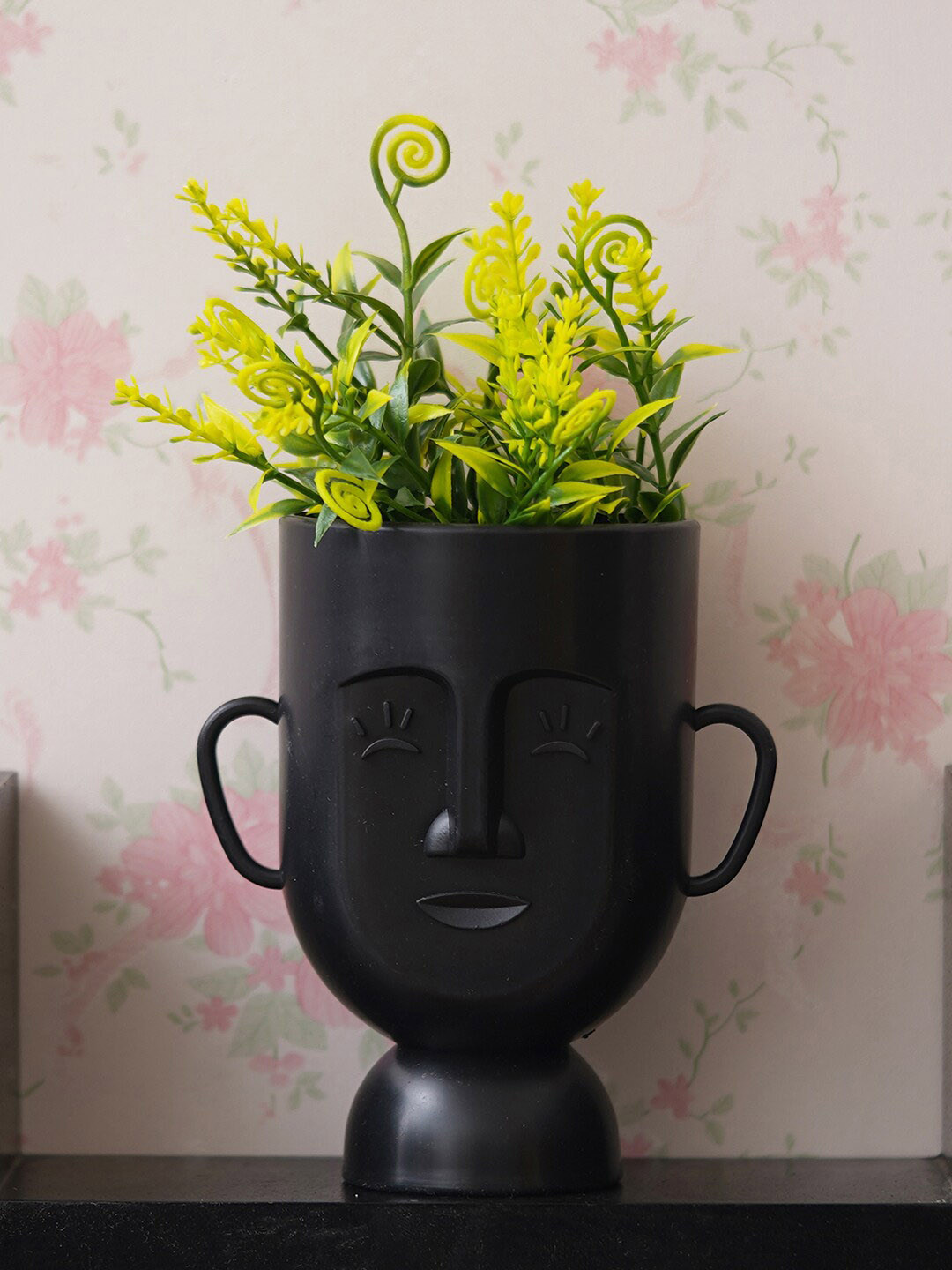 eCraftIndia Black Human Face Shaped Vase