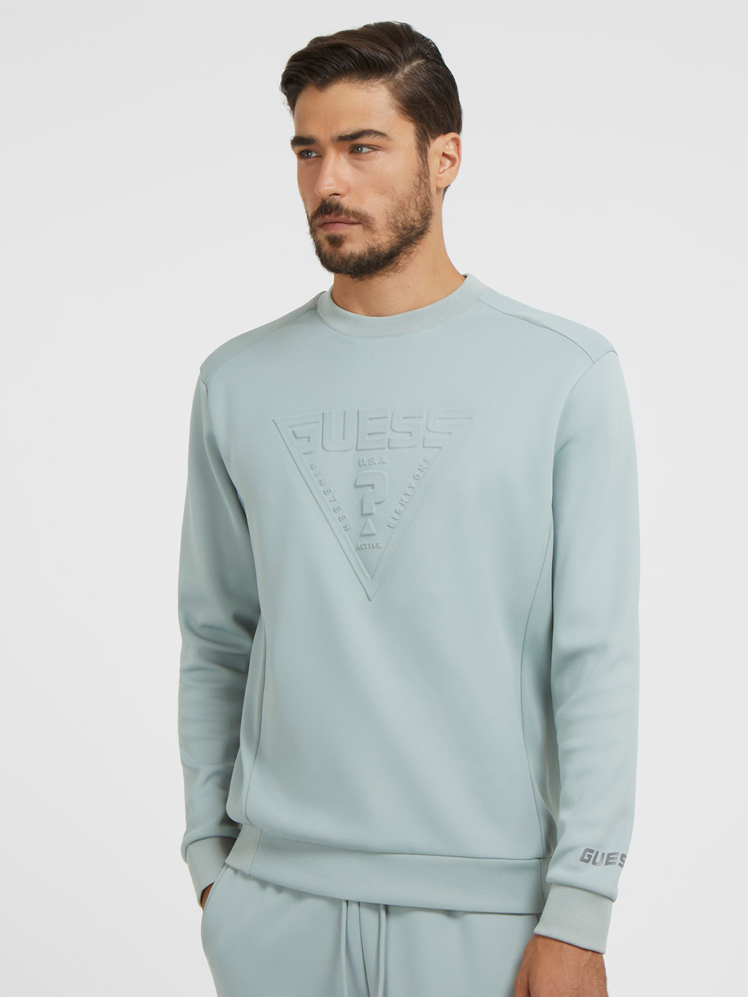 GUESS Typography Printed Round Neck Pullover Sweatshirt