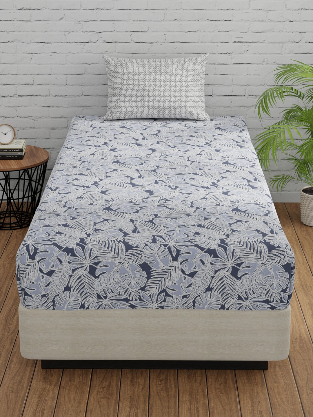 Huesland Grey Leaf Cotton 144 TC Single Bedsheet with a Pillow Cover-223 x 139 cm