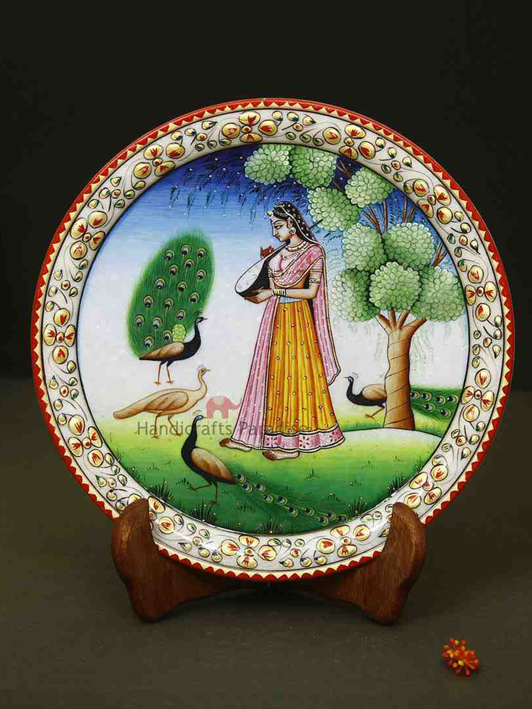 HANDICRAFTS PARADISE White  & Red Marble Round Plate Showpiece
