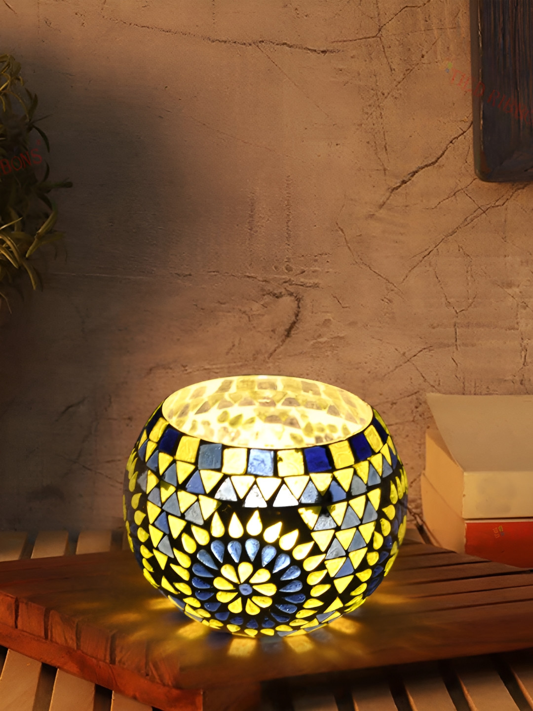 Lal Haveli White & Green Textured Round Glass Tealight Candle holder