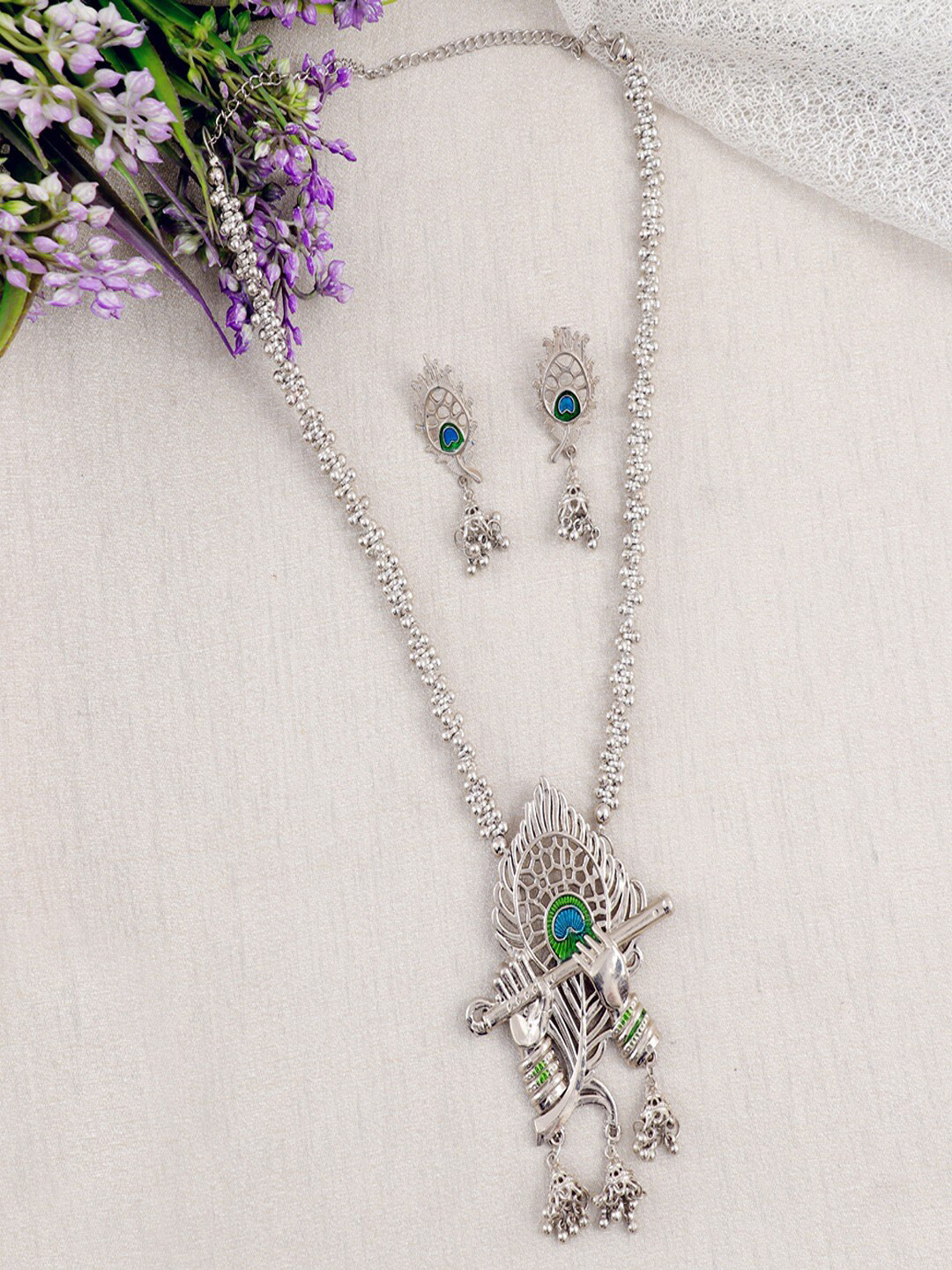 UNIVERSITY TRENDZ Silver Plated Radha Krishna Flute Bansuri Jewellery Set