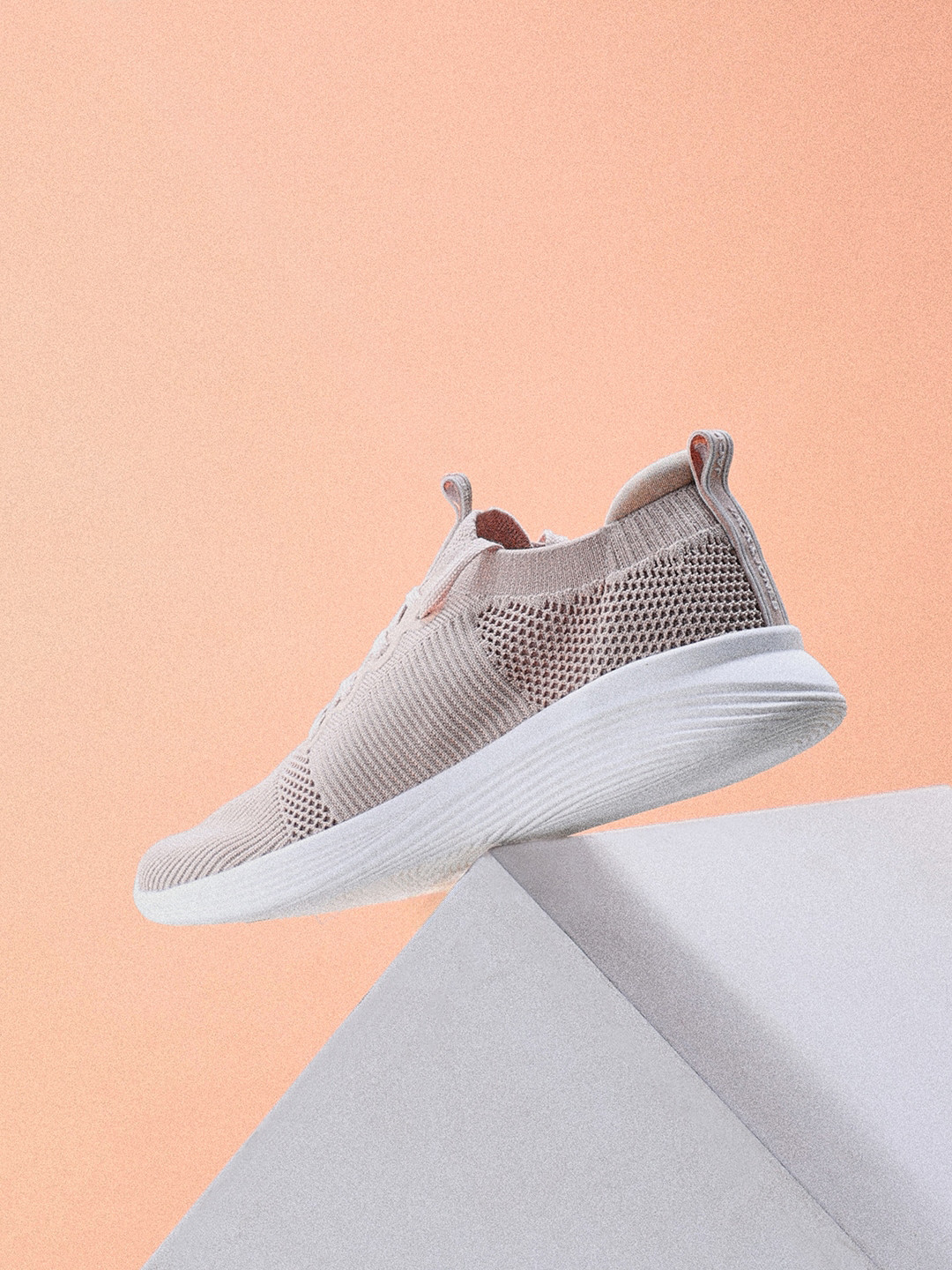 Jack & Jones Men Textured  Memory Foam Insole Slip-On Sneakers