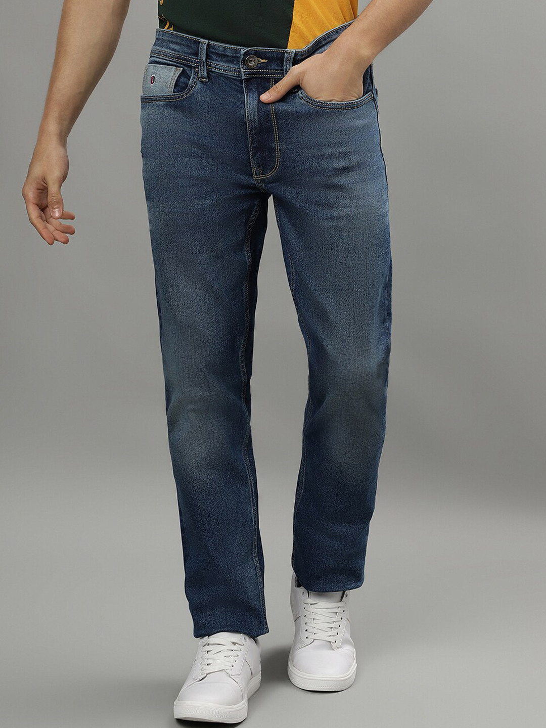 Iconic Men Washed Skinny Fit Light Fade Clean Look Stretchable Jeans