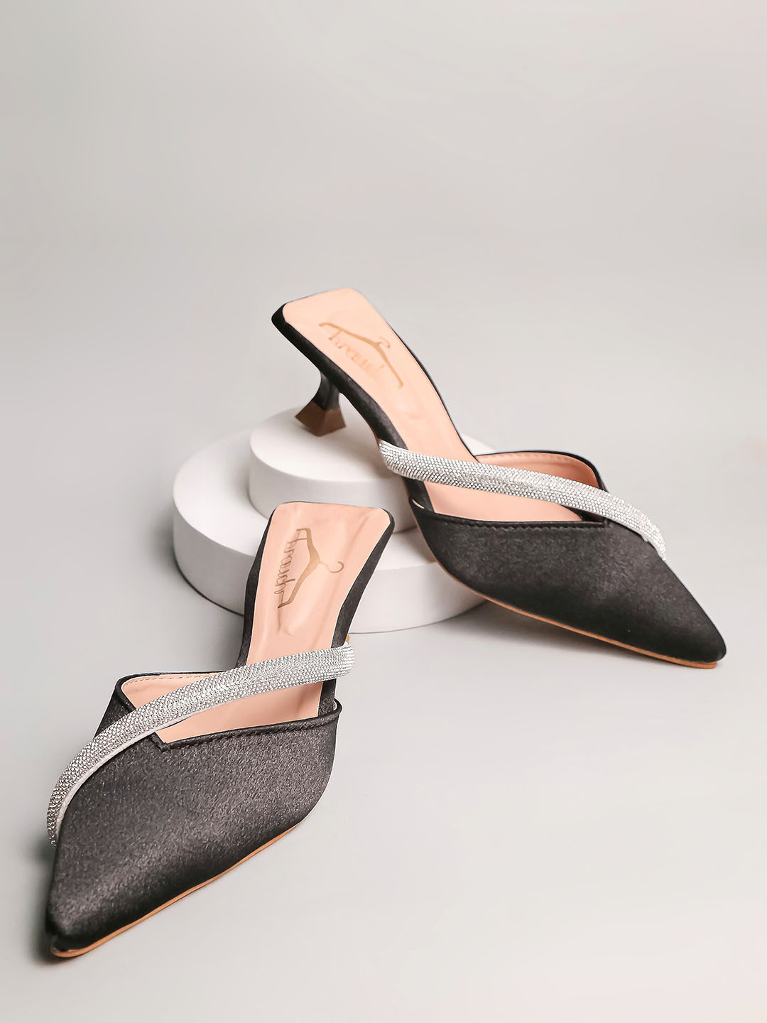 Brauch Pointed Toe Embellished Party Kitten Mules