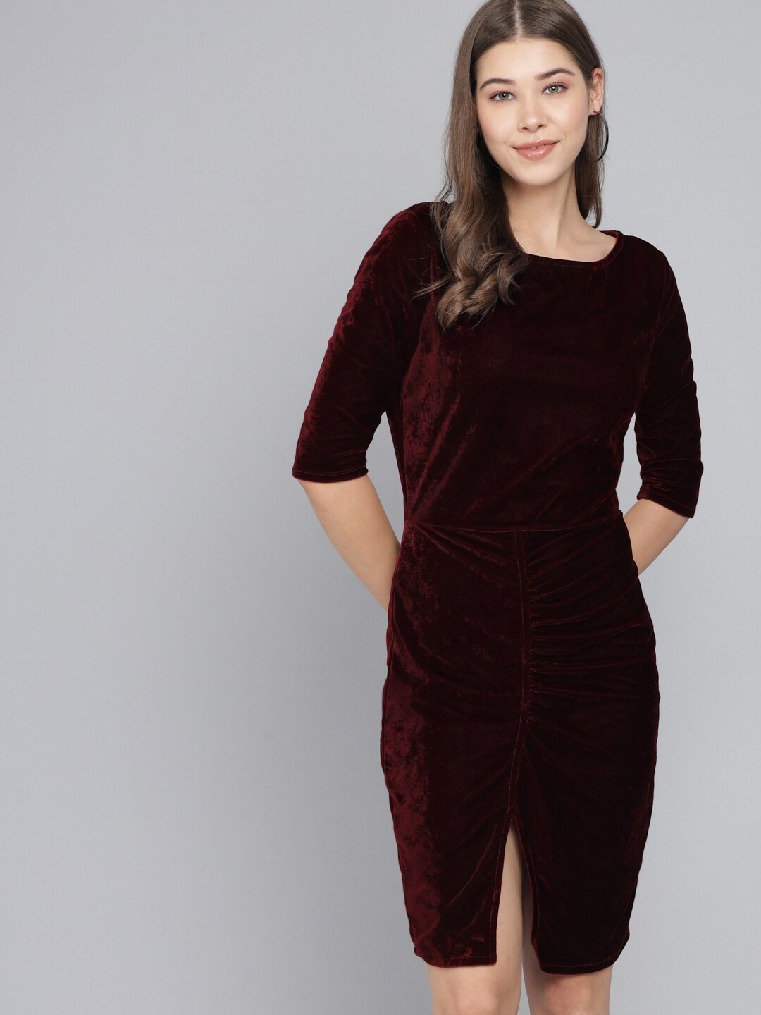 VAARARO Boat Neck Gathered Surfacing Front Slit Velvet Sheath Dress