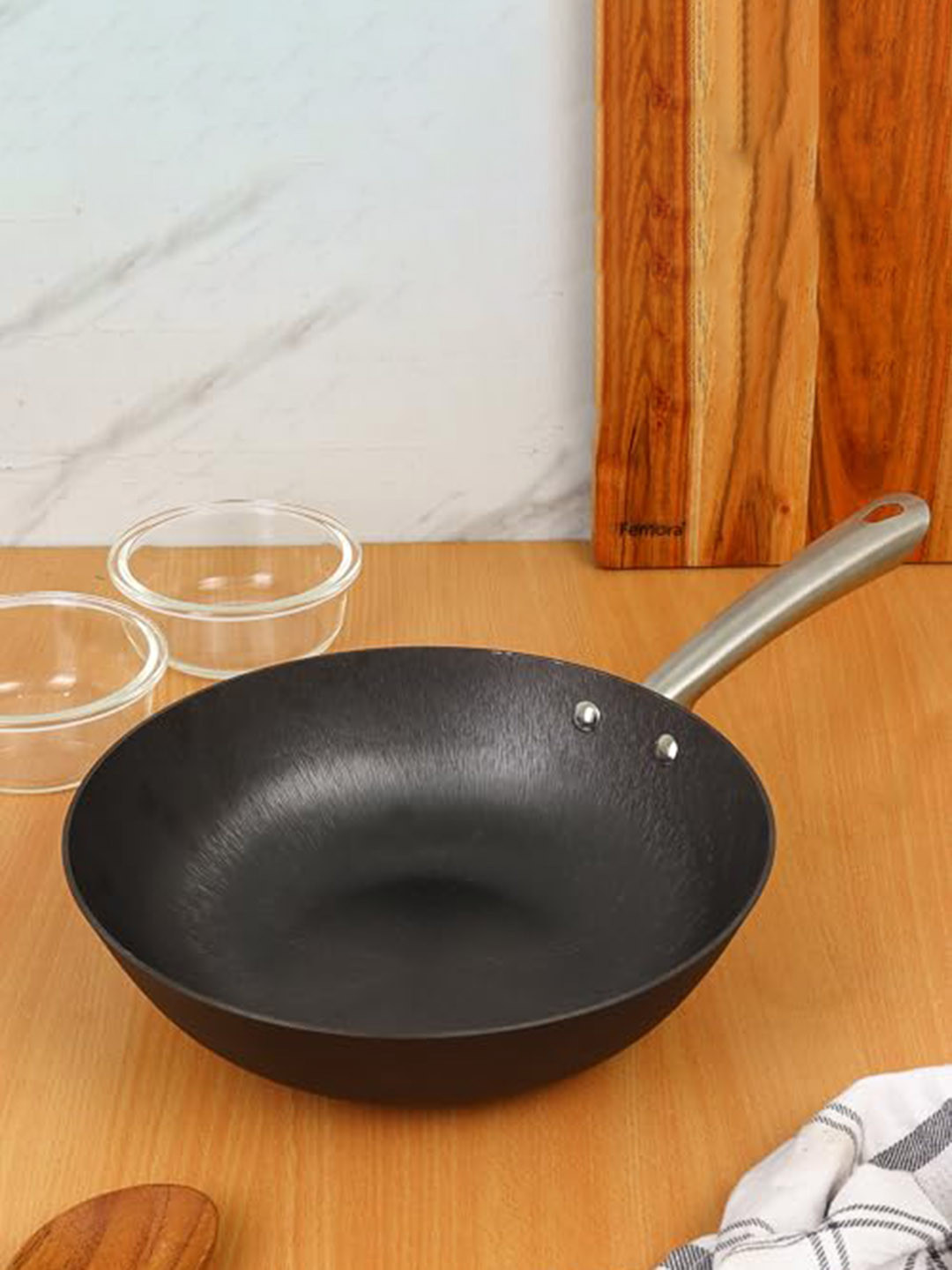 Femora Black Cast Iron Cookware