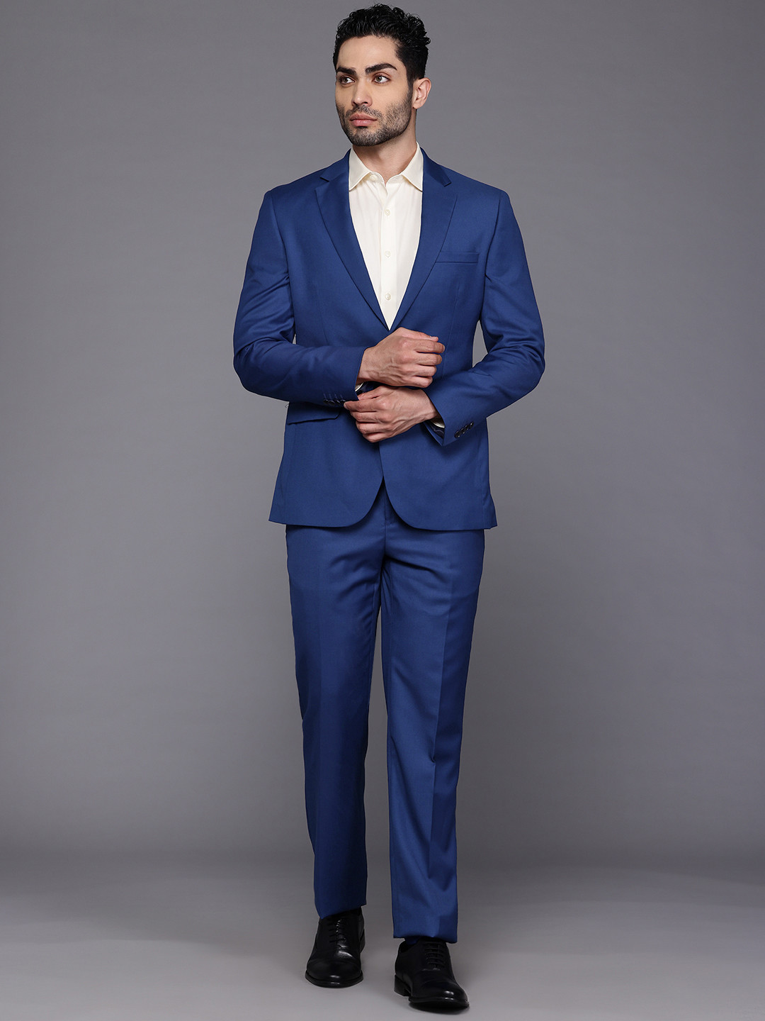 Raymond Technosmart Contemporary Fit Single-Breasted 2-Piece Formal Suit