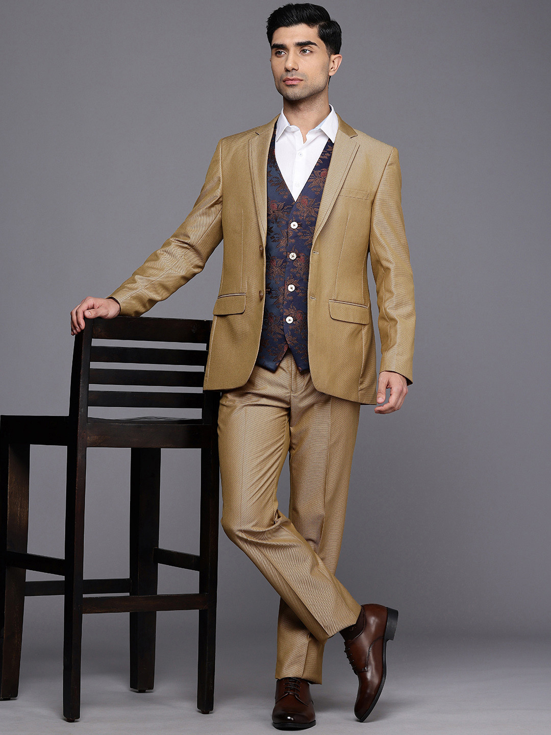 Raymond Self Design Contemporary Fit 3 Piece Party Suit