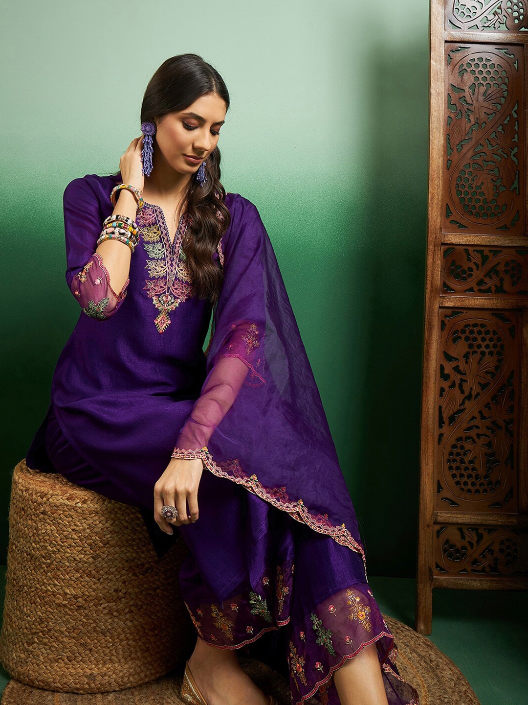 Sangria Embroidered Notch Neck Kurta With Plazzo & Dupatta - Kurta Sets for Women 26717836 | Myntra