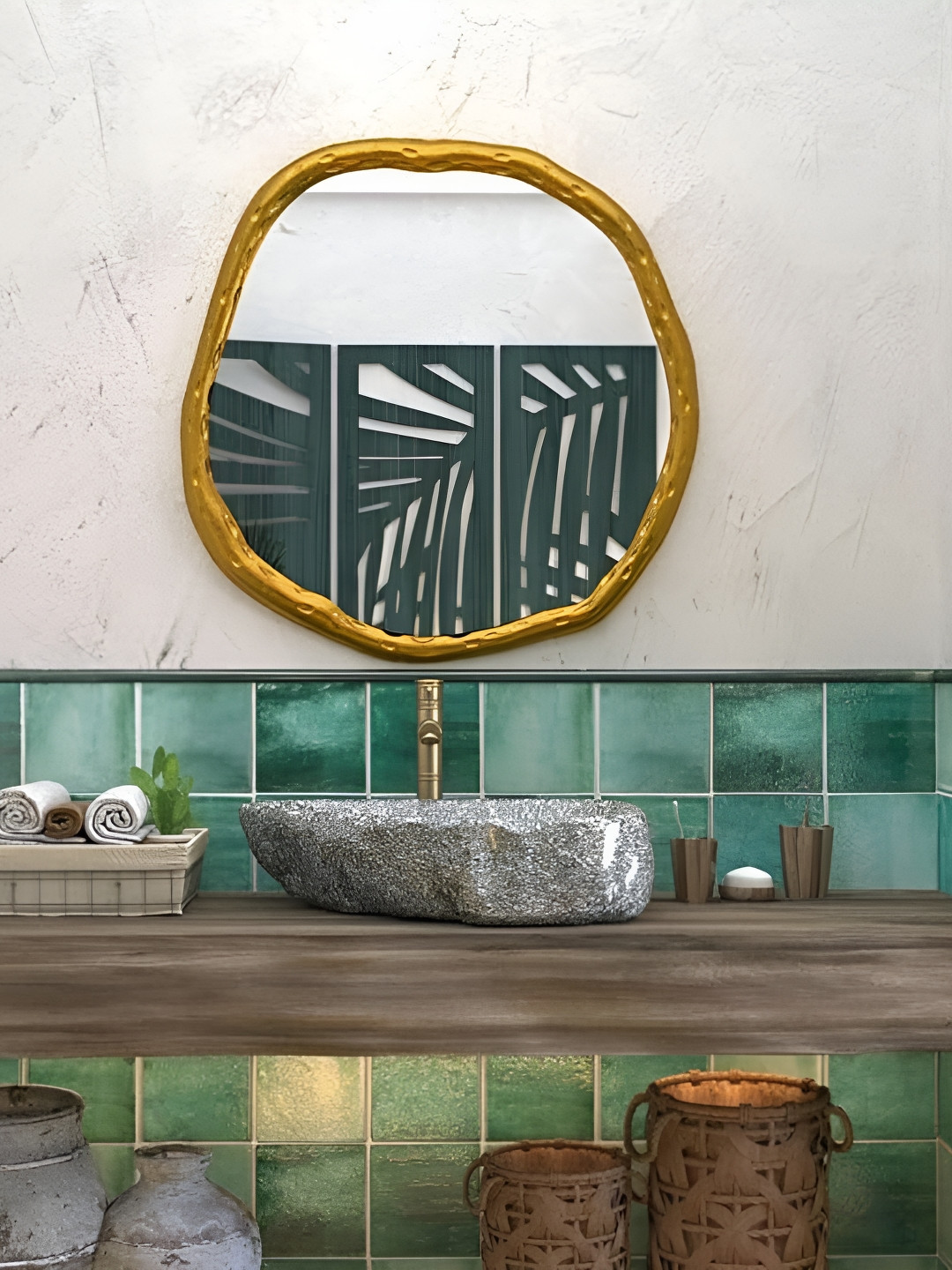 CasaGold Gold-Tone  Abstract Metal Vintage Hammerred Mirror