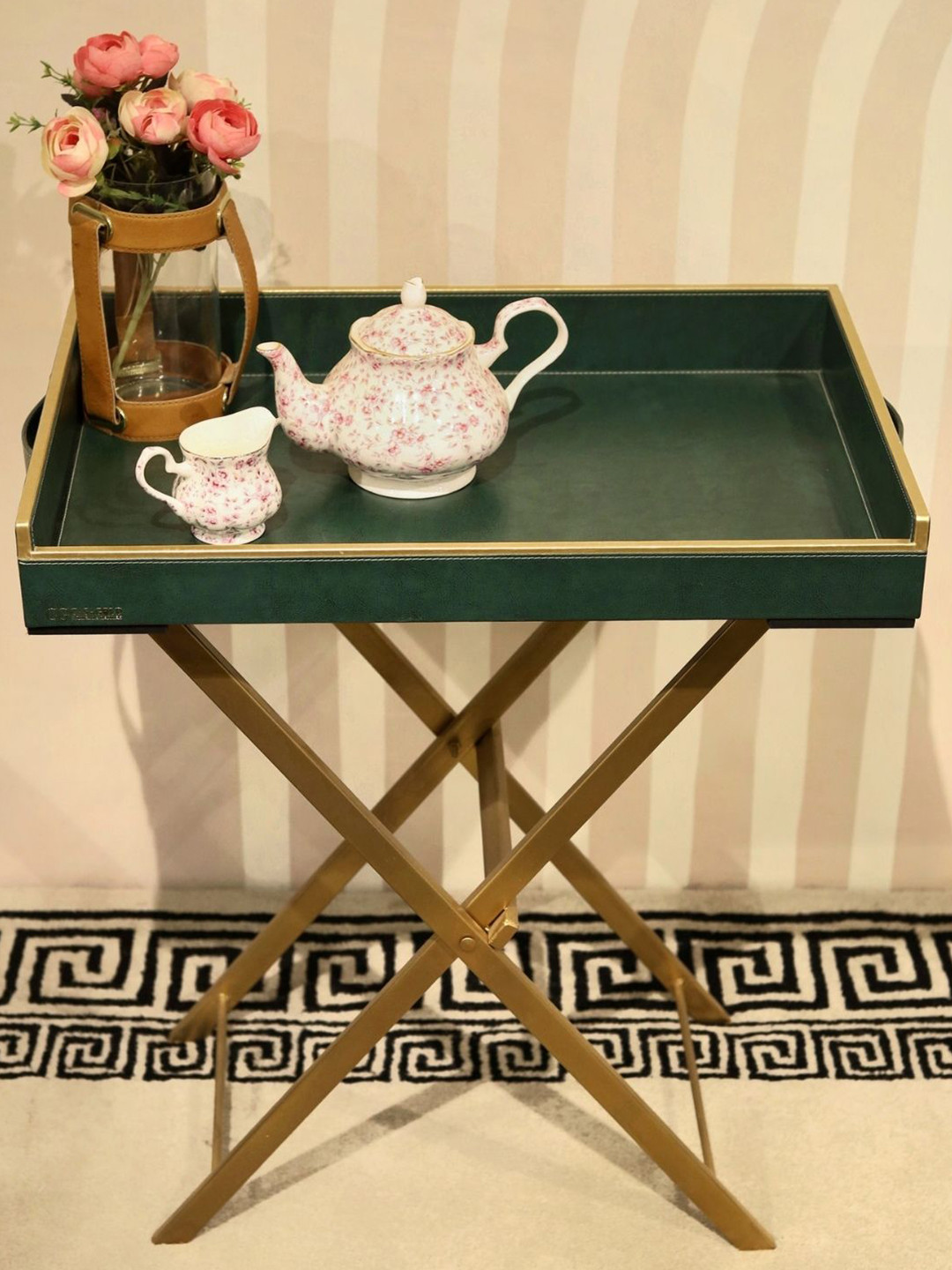 CasaGold Black & Gold Toned Rectangular Wooden Foldable Tray With Stand