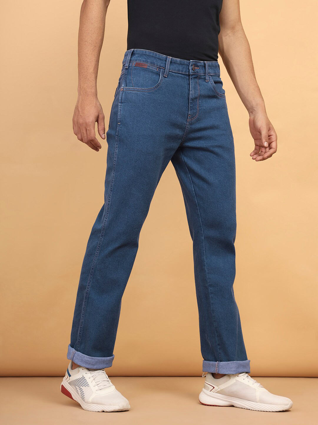 Wrangler Men Bootcut Mid Rise Cotton Jeans