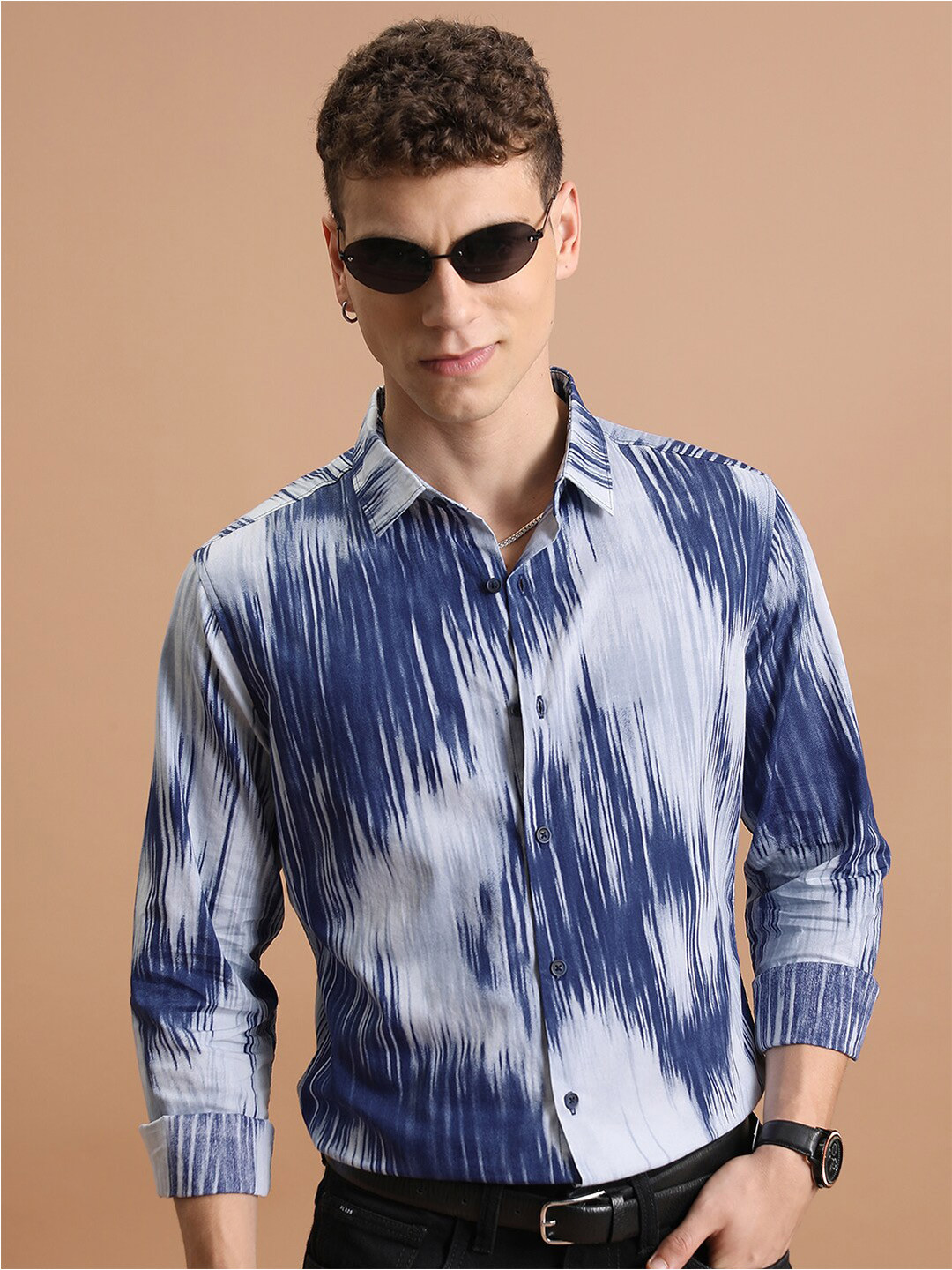 HIGHLANDER Navy Blue Abstract Printed Slim Fit Cotton Casual Shirt