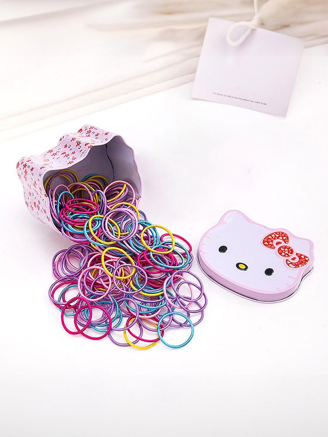 Yellow Chimes Girls Set Of 100 Rubber Bands