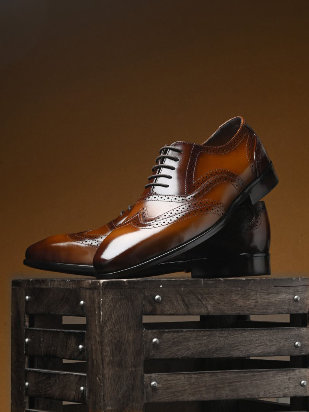 Egoss Men Laser Cuts Detail Leather Formal Brogues