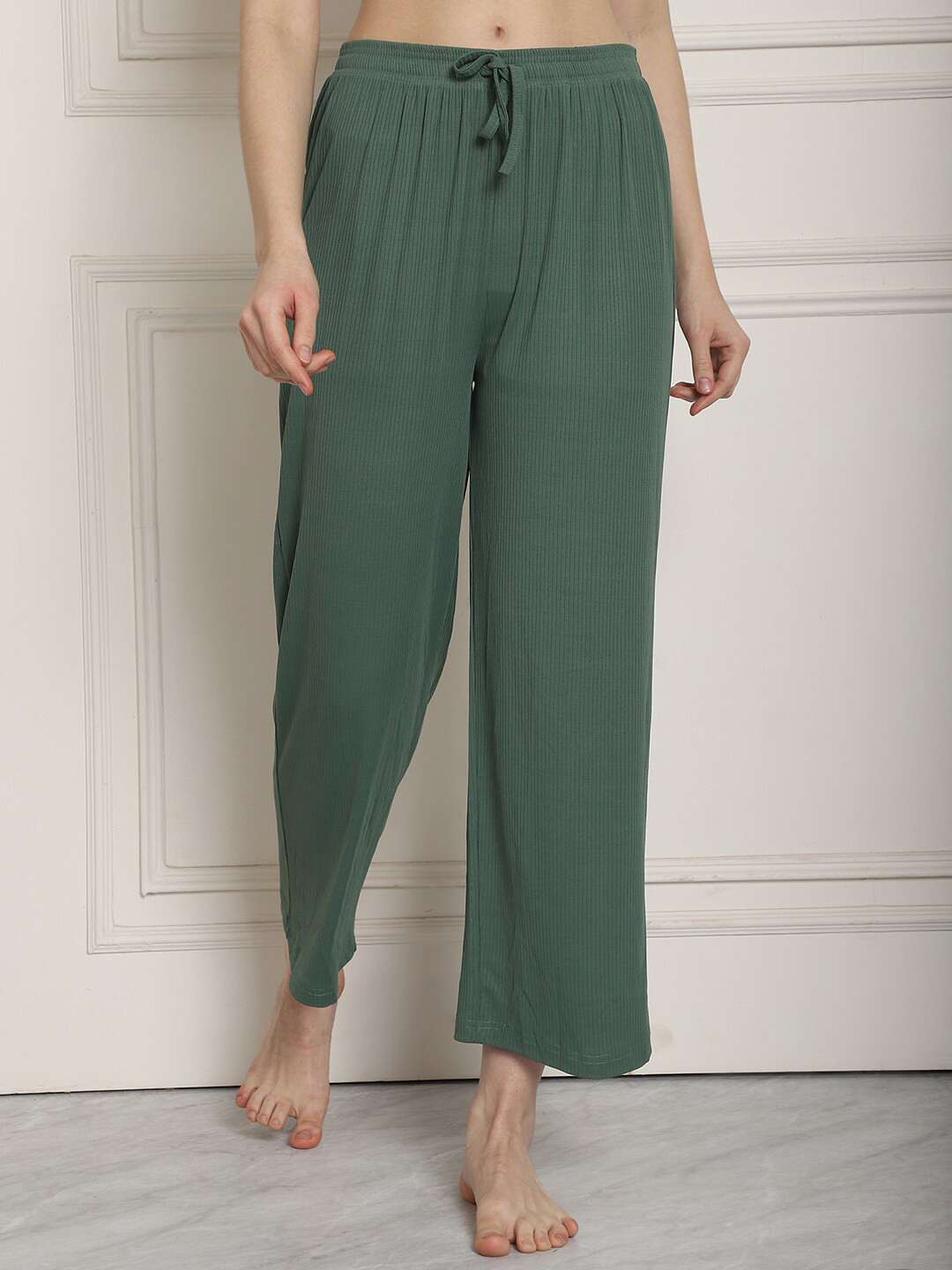 NEUDIS Women Ribbed Parallel Lounge Pants