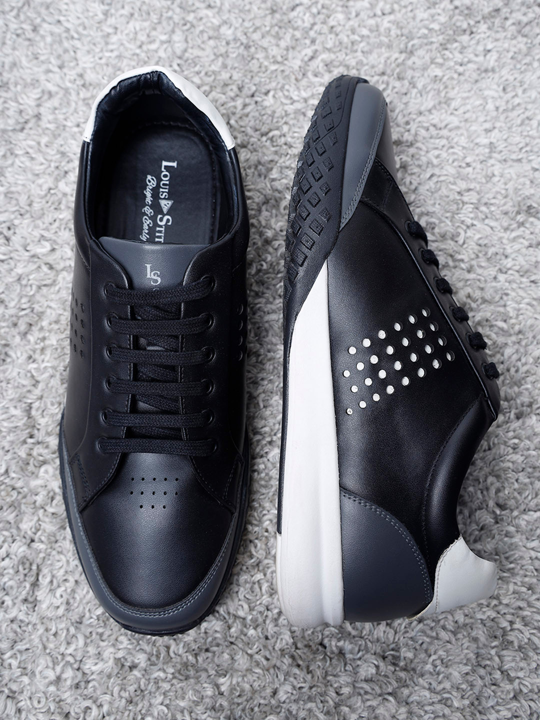 LOUIS STITCH Men Side Punch Casual Sneakers