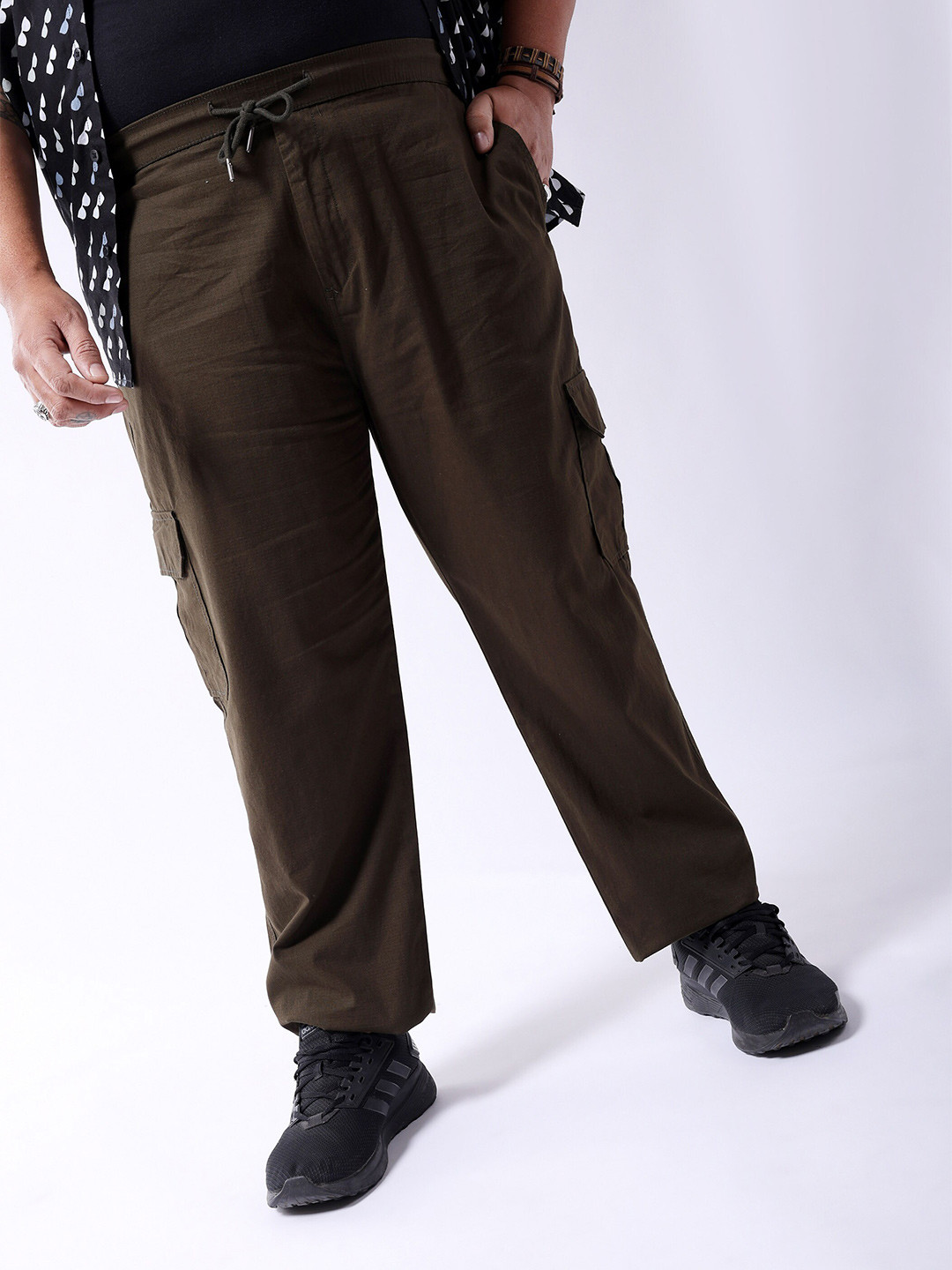 Hardsoda by The Indian Garage Co Men Plus Size Mid-Rise Pure Cotton Cargos